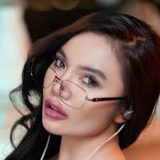 Monica Ardhea - YouTube