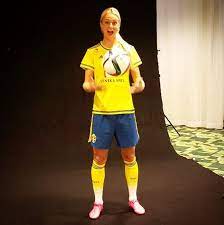 Amanda is a swedish central defender, who plays for fc rosengard, who has been an international for over a year. Amanda Ilestedt Womens Soccer Photoshoot Women