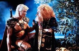The movie is a ripoff star wars, with the introductory credits rolling on the screen, the score and skeletor's army, and conan, with the strong dolph lundgren. Masters Of The Universe 1987 Film Cinema De