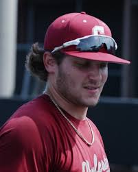 @CofCBaseball's video Tweet