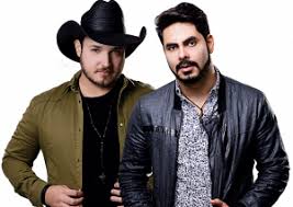 Quem gosta de homem bonito é viado muié gosta é de dinheiro se o filé é de primeira não gasta muito tempero se muié virar galinha eu vou morar no galinheiro. Letra De Israel E Rodolffo Es