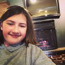 Ava Fox (@amfsquashgirl)