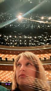 The cast of Girl from the North Country are: ✓all singing ✓all dancing ✓  not to be missed #OVNorthCountry