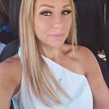 Anyone watching March Madness? 🤙 I've got seats that get you into both  games the semi & championship 4/5 & 4/7 330 row 26 $400ea 304 row 26 $420ea  307 row 25