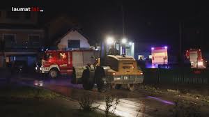 22.07.2021 die feuerwehr grieskirchen wurde am 21.07.2021 um 09:07 zu einer personenrettung auf eine baustelle alarmiert. Unwetter Strich Der Verwustung Durch Oberosterreich Nach Gewitter Mit Grossem Hagel Youtube