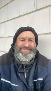 Hello I am disabled, zebra palsy, and deaf and hard of hearing. Born  Colombian speaking Spanish I lived in Florida, United States, 3 years ago.  Okay I'm single My name Dayana del