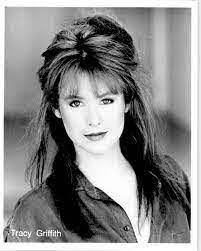 Olga Tracy's Instagram, Twitter & Facebook