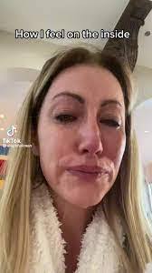 Danielle Benge's Instagram, Twitter & Facebook