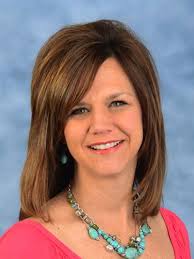 Q5: Golf tournament benefits United Way