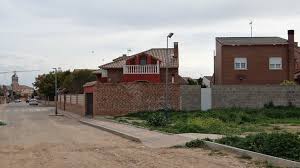 Consultar las valoraciones de cada vivienda, sus características y los datos catastrales de todos los inmuebles: Calle De Jacinto Benavente Meco Mapio Net