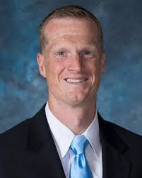 Cincinnati basketball adds former Johns Hopkins coach to staff