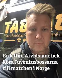 Giorgio Chiellini och Damien Comolli, två av bossarna i italienska  storklubben Juventus, fick landa i Arvidsjaur när vädret ställde till det  under tisdagen. Då fick taxichauffören Erik Granberg skjutsa dom till  matchen