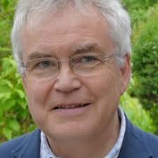 Jane Fletcher (@emjayeff)