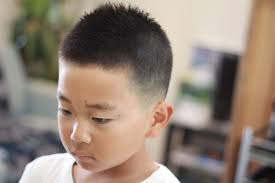 ソフトモヒカン ボーイズヘアカット 子供カット ツーブロック キッズ