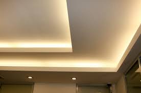 Dachschrägen schlucken viel licht und machen den raum kleiner. Lichtvouten Mit Led Spots Und Led Streifen So Dass Es Geschlossen Wirkt