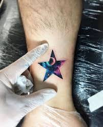 Galaxy In The Star This Science Fiction Tattoo Is Worth Trying For All The Space Lovers Beautifultatt Inspiration Tattoos Geometrik Dovmeler Muthis Dovmeler
