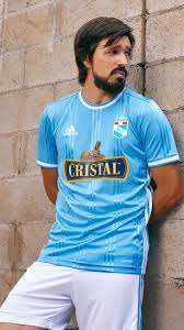 Acompaña al equipo rimense en esta aventura por el título en la nueva temporada 2021. Camiseta Adidas Del Sporting Cristal 2020