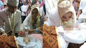 We did not find results for: Mempelai Wanita Kehilangan Ibunya 5 Jam Sebelum Akad Nikah Ijab Qabul Di Depan Jenazah Mercinews