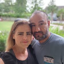 Can anyone recommend someone that can hang cabinets?