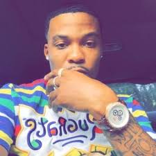 Ronnie Patterson (@HandsumAzNigga)