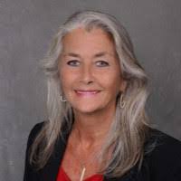 Michele Donahue's Instagram, Twitter & Facebook