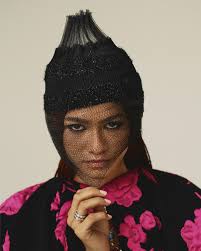 zendaya attended the brothers trust gala along with her fiancée tom holland  in london last night♥️