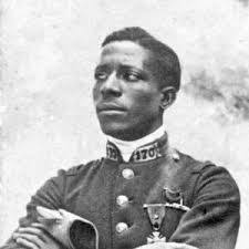 Fran Clem's Instagram, Twitter & Facebook