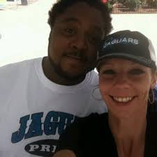 Elisha Norman's Instagram, Twitter & Facebook