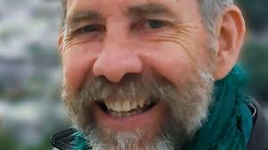 Robert Meader's Instagram, Twitter & Facebook