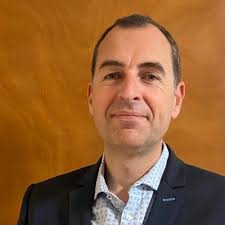 Sortie au début des années 90, la Clio Williams a fait parler la poudre  💣💨. ➖️1️⃣ Tonne pour 1️⃣5️⃣0️⃣chevaux, son 2.0l est explosif ❕️ Référence  des sportives des 90's, j'ai eu la