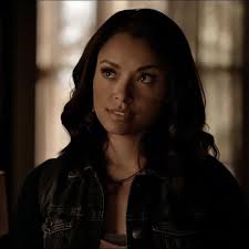 Cine e cea mai puternică vrăjitoare? (excluzând-o pe Hope) :  r/TheVampireDiaries