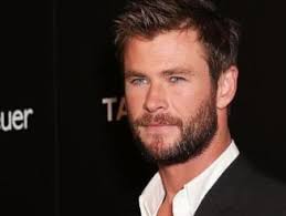 Chris Hemsworth Style Guide For Looking Like A Superhero Guy Counseling