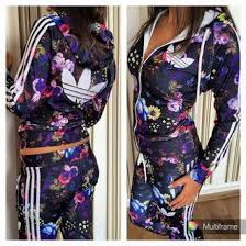 Womens Black And Gold Adidas Tracksuit Trending Looks Tracksuit Women Adidas Tracksuit Sporty Outfits