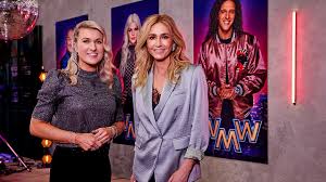 De gloednieuwe topband van session productions. Britt Dekker En Wendy Van Dijk Zwaaien Af Geen Flop Ook Geen Hit