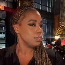 Alysha Jones (akaalysha)