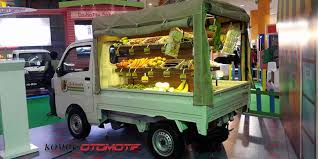 Sedangkan untuk dagangan keliling kan tidak mungkin. Bergaya Blusukan Pria Ini Untung Puluhan Juta Dari Jus Buah Halaman All Kompas Com