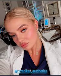 Glowing Up @veronikas_aesthetics , @viveyskincare