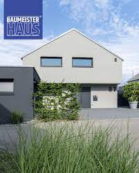 Große eckverglasungen und eine außergewöhnliche fassadengestaltung verleihen dem pultdachhaus einen hochmodernen look. Baumeister Haus Splietker Bau Gmbh Co Kg