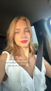 Anna Goad's Instagram, Twitter & Facebook