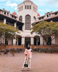Kali ini kita berkunjung kesalah satu museum yang ada di kota semarang nih, tempatnya di daerah semarang barat. Tiket Masuk Museum Ronggowarsito Semarang Info Wisata Hits