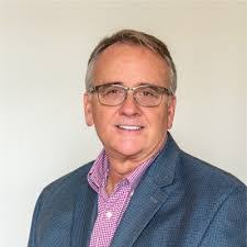 Christie Knowles's Instagram, Twitter & Facebook