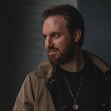 Walking with Purpose in Food Service Sales with Laura Chute, VP of Sales at  Custom Culinary