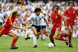 مسابقه آرژانتین و انگلستان (fa); Dissecting Diego Maradona S Astounding Goal Against Belgium In 1986