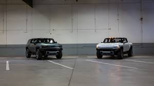 As a consequence, it launched with a choice of four. Watch Gmc S 9 000 Lb Hummer Ev Hit 60 Mph In 3 Seconds