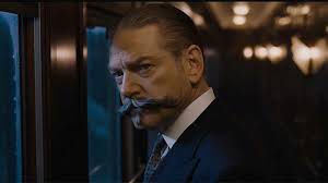 In acea noapte , poirot aude niste zgomote ciudate venind din compartimentul lui ratchett si vede o femeie in kimono rosu fugind pe hol. Pin On Style Inspiration