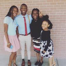 Aj Lloyd (@ajlloyd_)