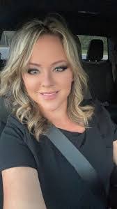 Amber Hall's Instagram, Twitter & Facebook