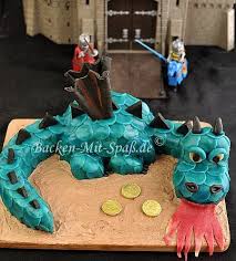Drachentorte Rezept Rezept Drachen Geburtstagstorten Drachentorten Drachen Cupcakes