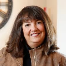 Cindy Voss's Instagram, Twitter & Facebook