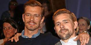 Joko & klaas gegen prosieben das duell um die welt wer stiehlt mir die show? Joko Klaas Gegen Prosieben Jetzt Steht Der Sendetermin Fur Die Taff Moderation Fest